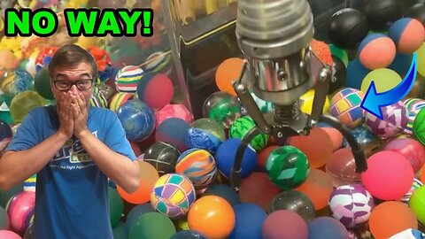 I FOUND A RARE CLAW MACHINE!