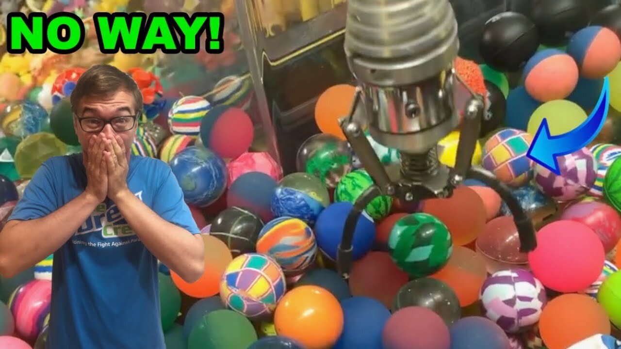 I FOUND A RARE CLAW MACHINE!