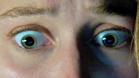 A Girl Accepts A Friend Request From a Stranger, Soon Discovers Horrifying Truth