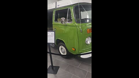 1977 Volkswagen Type 2 Westfalia #justdriveit #genx #fyp #volkswagentype2 #viralvideo