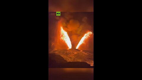 Kilauea volcano unleashes awe-inspiring eruption
