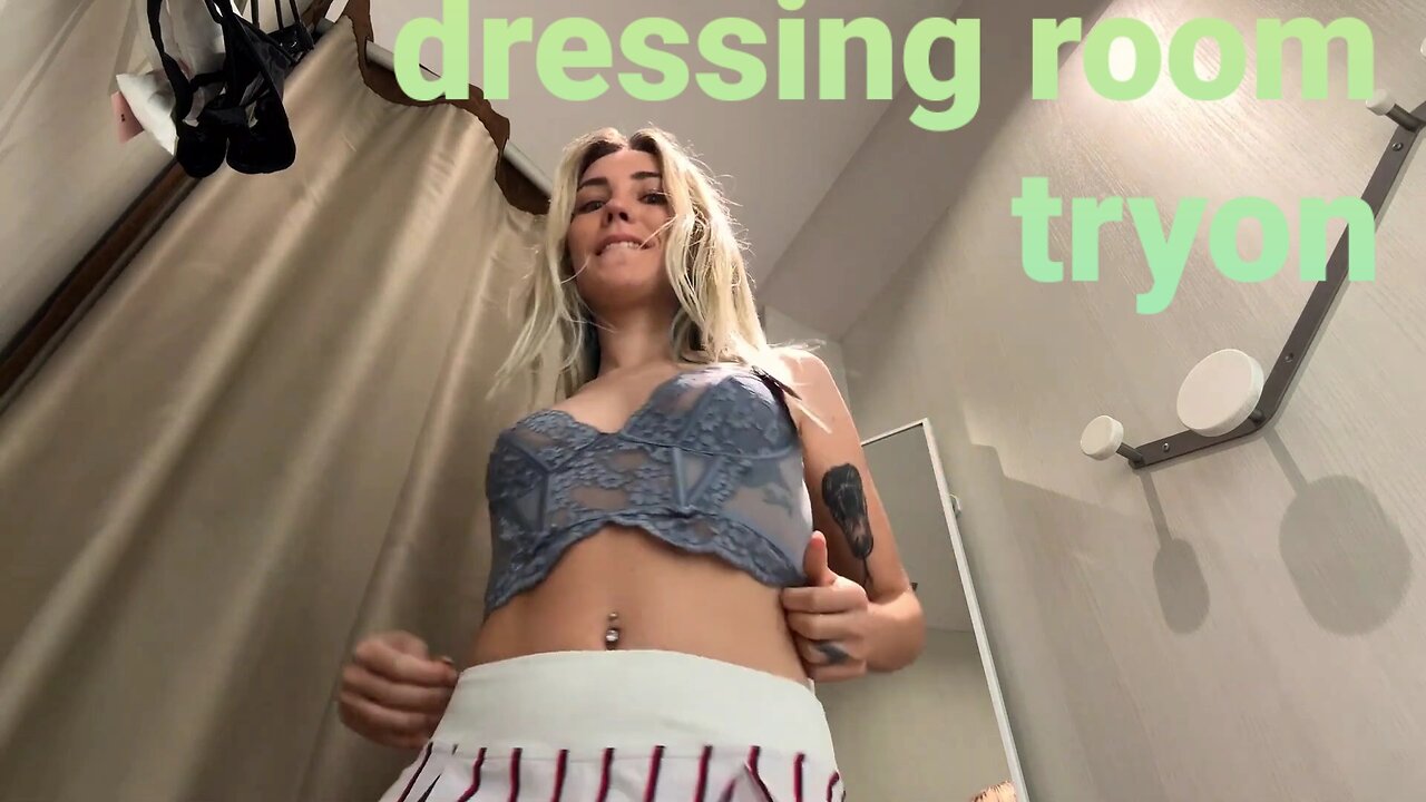 Dressing room tryon