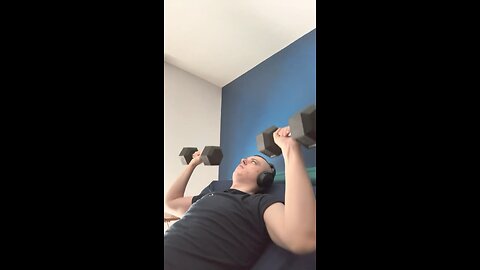 Paralysis, right leg retraction caused by being bed bound with no physio for over 550 days straight