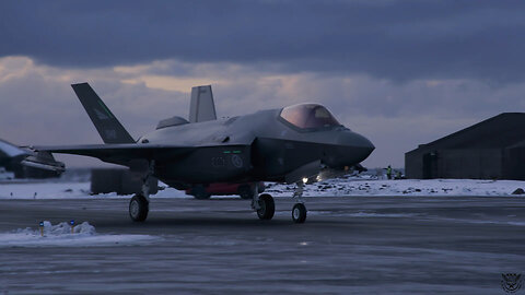 Norwegian Armed Forces patrolling Iceland with F-35A