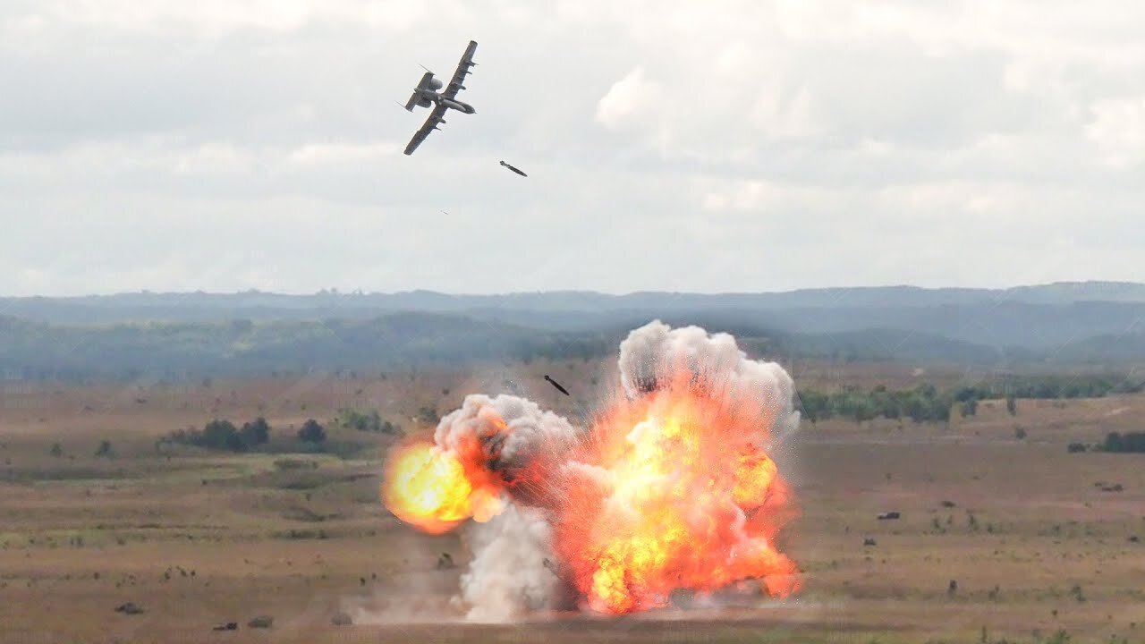 Feared US A-10 Pulverizes Targets with Scary Precision
