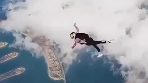 Dive into Dubai's fresh sea air !