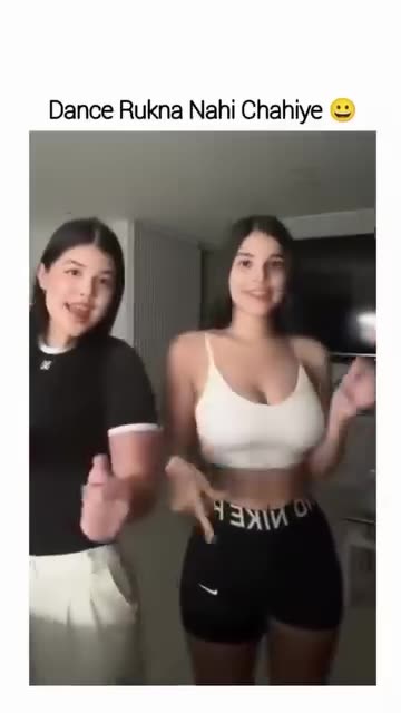 4K Hot Insta Influencer Top Try On Haul Bikini Lingerie