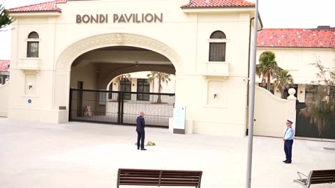 Australian PM Albanese lays flowers at site of Bondi killings