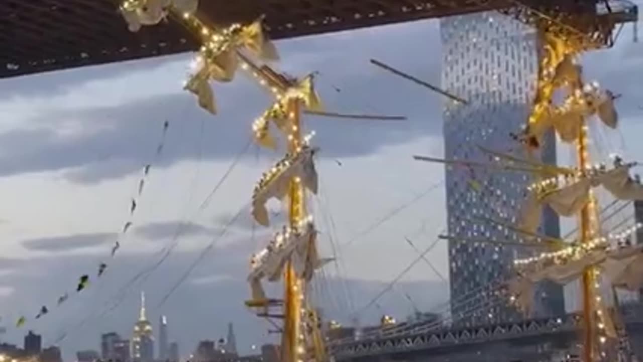 THE MEXICAN WORD OF THE DAY IS PUTA 🌮 WHO PUTA BRIDGE IN OUR WAY❓