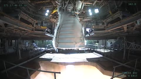 🚀 NASA's MASSIVE RS-25 Engine Test FIRE! 500-Second Burn for Artemis Moon Missions! 🔥