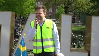 Nils Littorin kommenterar sina intervjuer med politiker