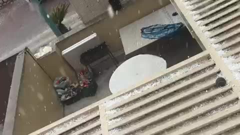 The weather is going crazy: Heavy hail in Dimona