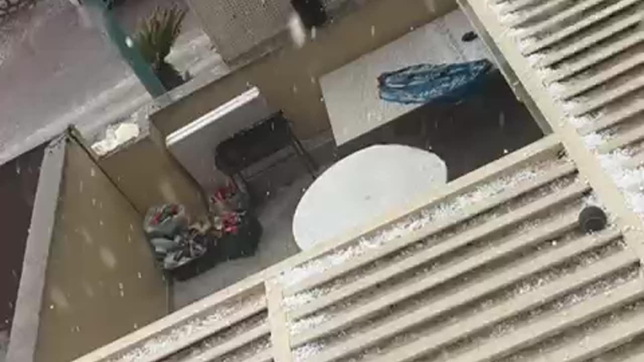 The weather is going crazy: Heavy hail in Dimona