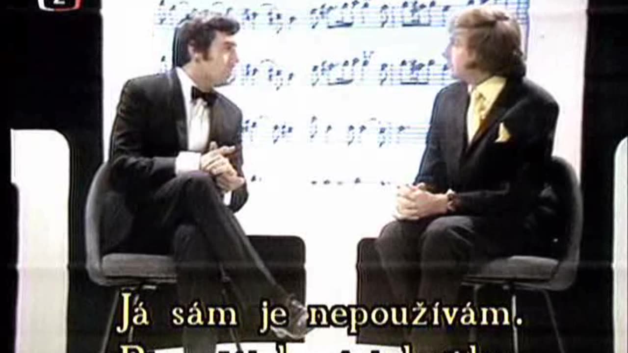 Monty Python - pořad o kultuře se Sirem Edwardem Rossem & Arthurem 'Dvě boudy' Jacksonem