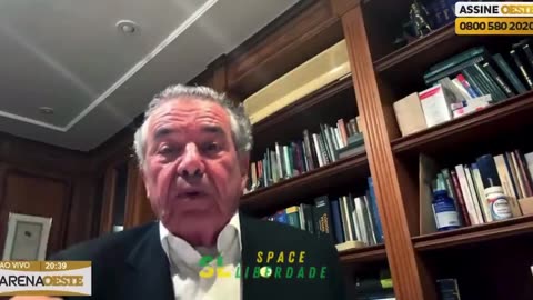 “Por isso que eu reafirmo que vivenciamos tempos estranhos.”