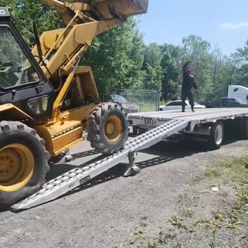 ALL.SET UP AND........ #ourtruckinglife #truckdriver #truckerlove #atruckerslife #reallifetruckers