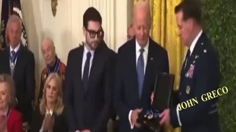 Οταν Μπαιντεν-Κλιντον-Ομπαμα #ΒΡΑΒΕΥΑΝ.... Τον #ΜΕΓΑΛΥΤΕΡΟ_ΑΝΘΕΛΛΗΝΑ ΣΟΡΡΟΣ !!