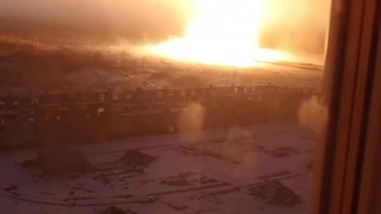 Gas pipeline EXPLODED and burst into flames in Russian Rostovka, Omsk region