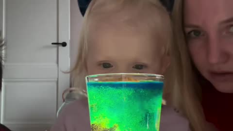 Have you already tried this experiment? It's very simple and very beautiful 😍