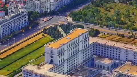 The heaviest building in the world
