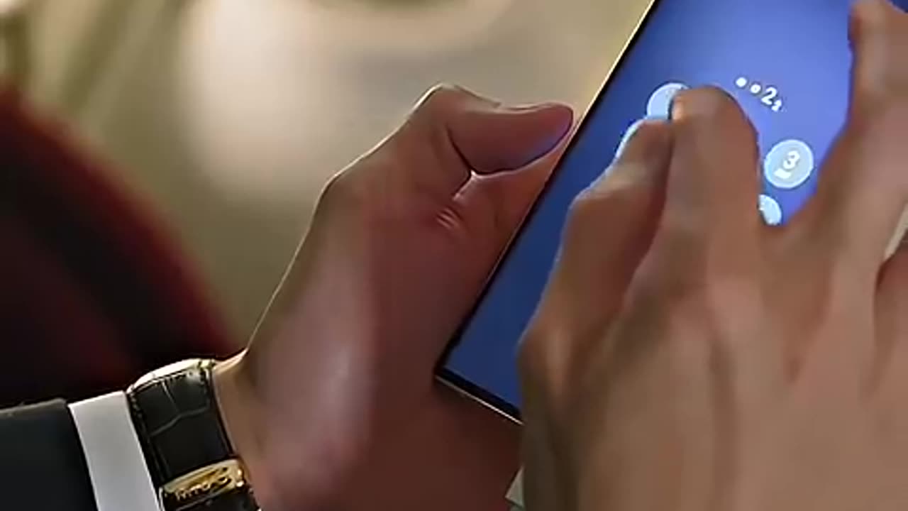 He deleted the message silently😅