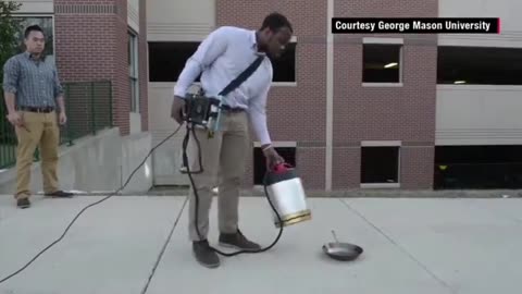 Using low-frequency sound waves to put out flames