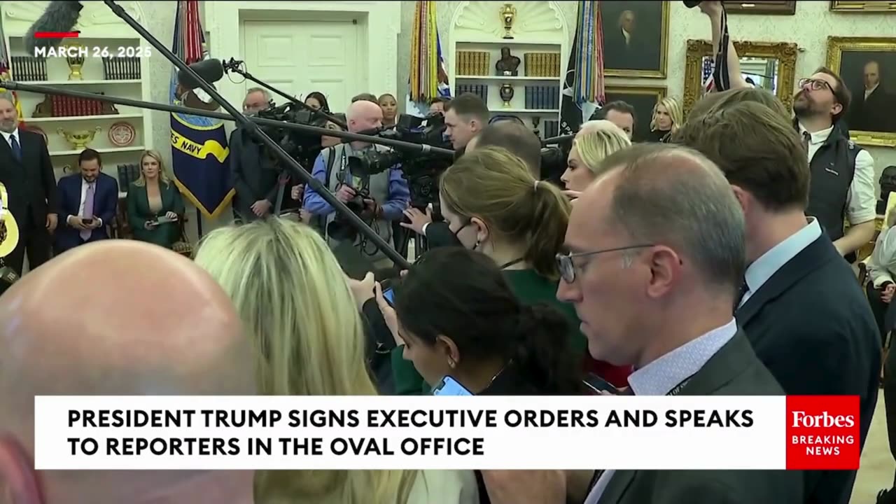 🔴 Live FULL EVENT Trump Takes Multiple Questions From Reporters.mp4