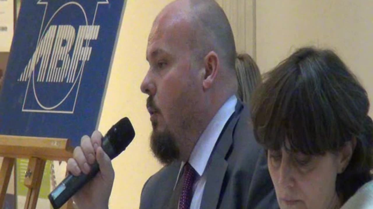 Důstojná práce - Mgr. David Šourek