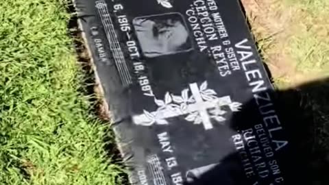 FAMOUS GRAVES - VOL. 366: RITCHIE VALENS