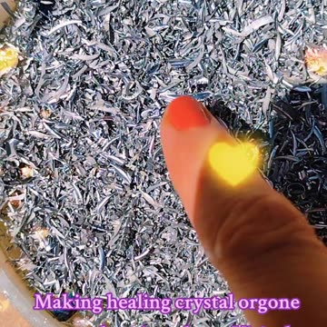 Making Healing Crystal Orgone Energy Food and WaterCharging Plates