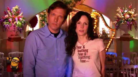 Weeds - Nancy & Peter Get Married In Vegas (S2E3) _ Movieclips