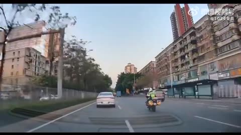 紧急事件求助深圳交警后，专业程度让人叹为观止