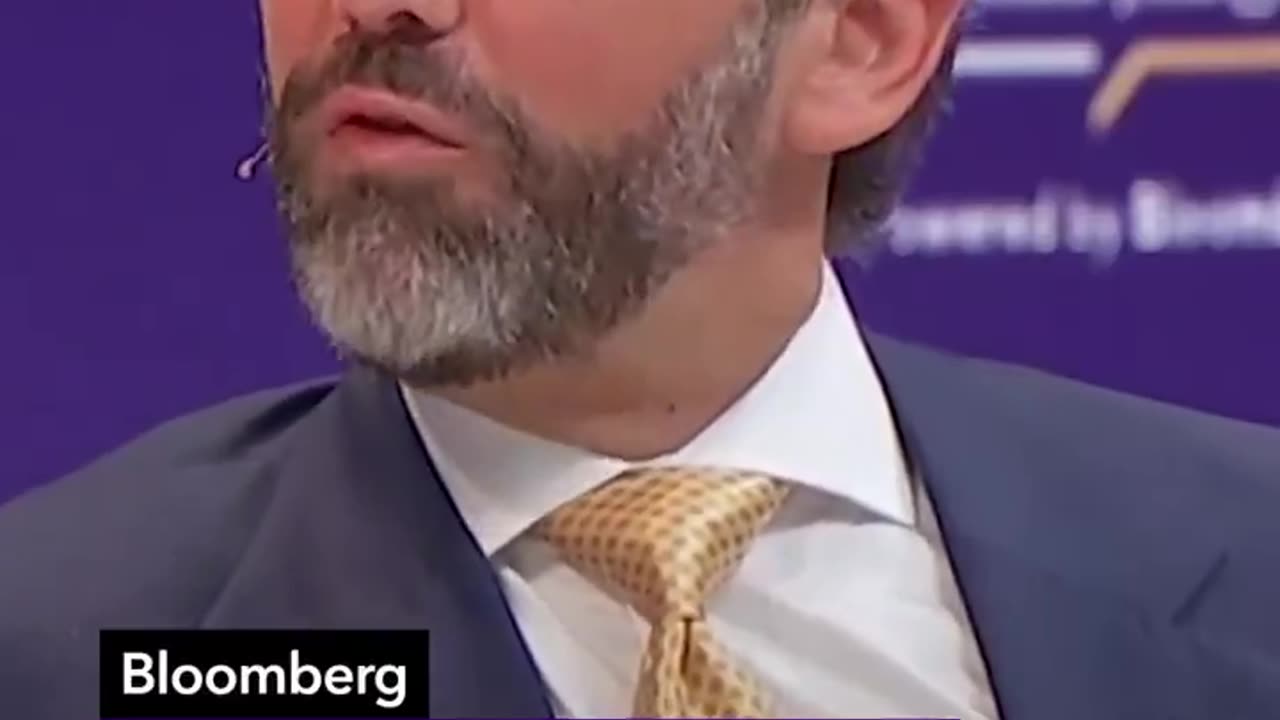 Don Trump Jr. considers running for president