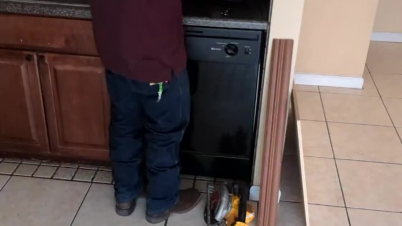 Bulletproof Handyman Live Working A Move Out