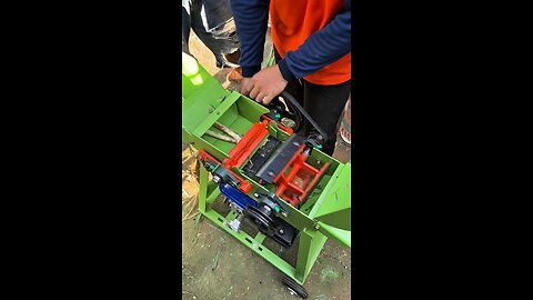 TEKNIK TERLARANG UNTUK MEMOTONG RUMPUT SAPI