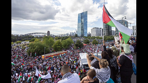 Mehrere Tausend Menschen bei United4Gaza-Demo in Frankfurt am Main