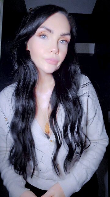 ICE isn't in the wrong. If the democrats did thier job NONE of this would be happening.