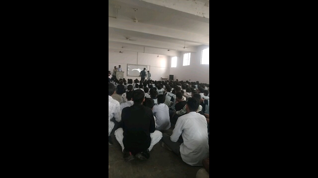 शानदार प्रस्तुति