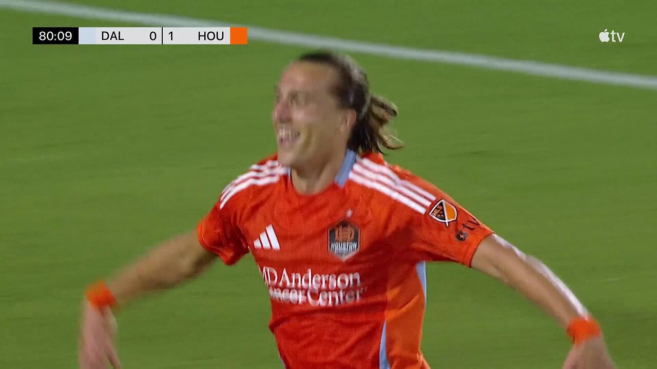 Major League Soccer - Catch Griffin Dorsey if you can 🏃 Houston ahead 2-0 in the Texas Derby.