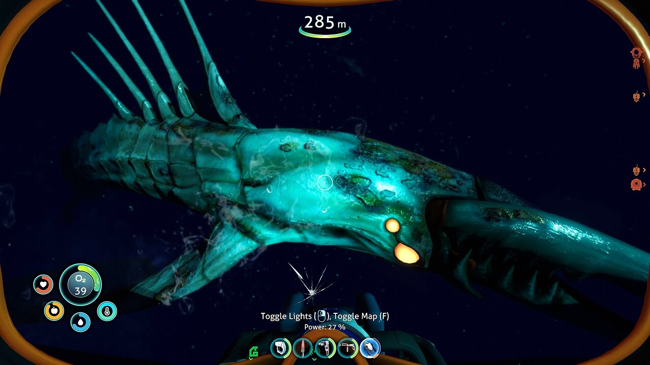 Accidently wondering into the DEAD ZONE (Subnautica: Below Zero)