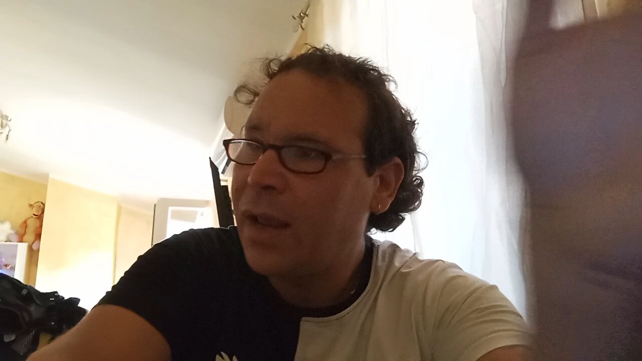 GLI SCHIAVI, LO ACCLAMAVANO...