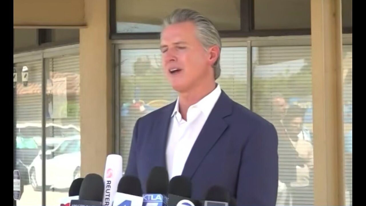 BREAKING NEWS:📣 Gavin Newsom ignores a question from a reporter about our ICE Agents…