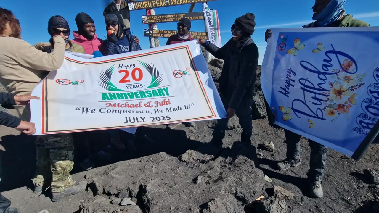 Uhuru Peak 5895AMSL