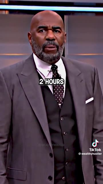 Rich people don't sleep 8 hours a day