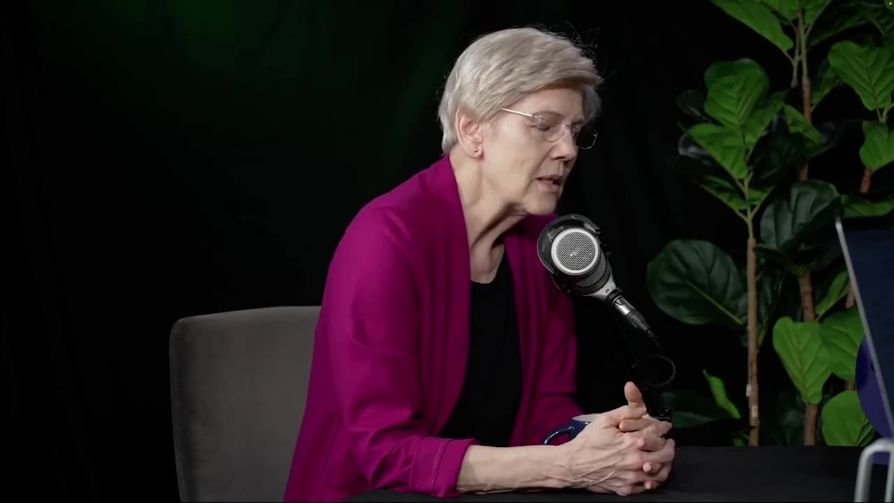 Pocahontas Fails Gloriously at Gaslighting Over Covering Up Sleepy Joe's Mental Decline