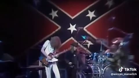Freebird ~ Lynyrd Skynyrd ~ Live British TV