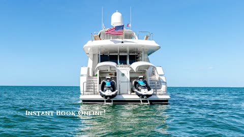 St. Petersburg Yacht Charter – 94′ Lazzara Luxury Rental | BoatExperts💯💦