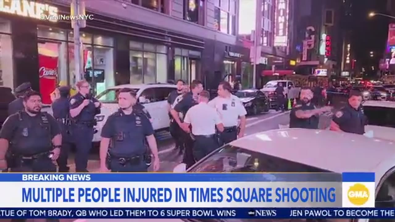 17-year-old arrested after 3 people shot in Times Square