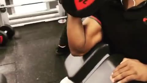 24KG Single Arm Curl Ultimate Strength and Control Challenge