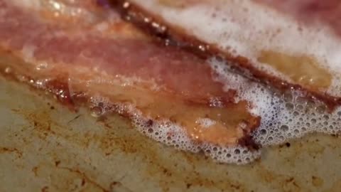 Is Bacon Actually Healthy? The Truth You Need to Know! 🔥🍽️#food